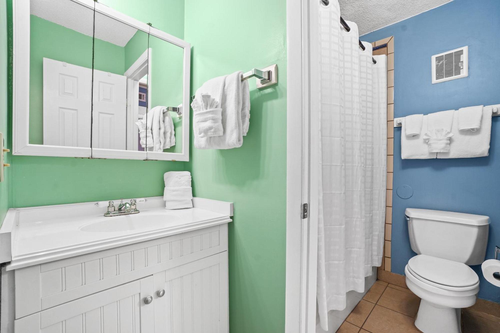The Summit By Panhandle Getaways Panama City Beach Room photo