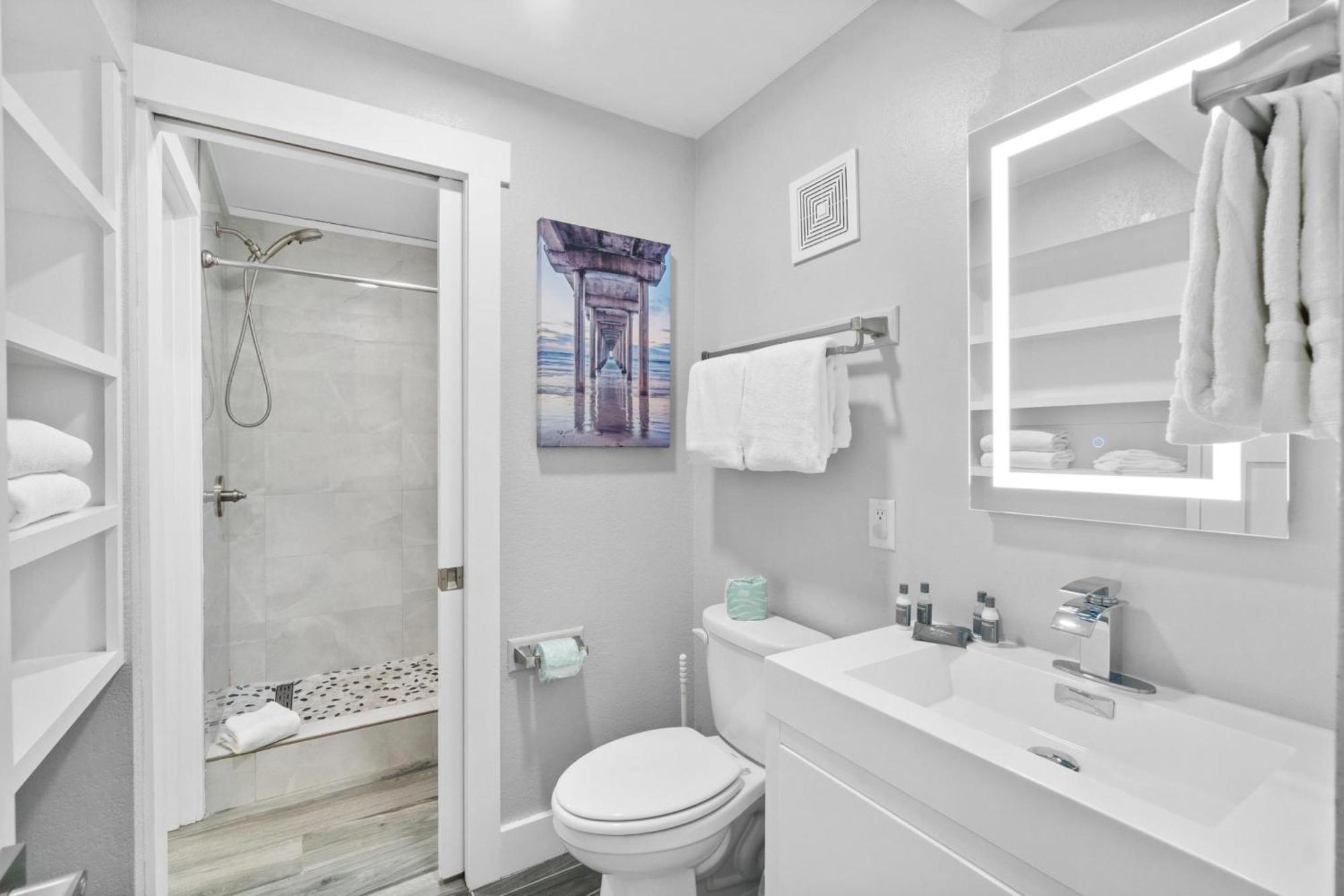 The Summit By Panhandle Getaways Panama City Beach Room photo