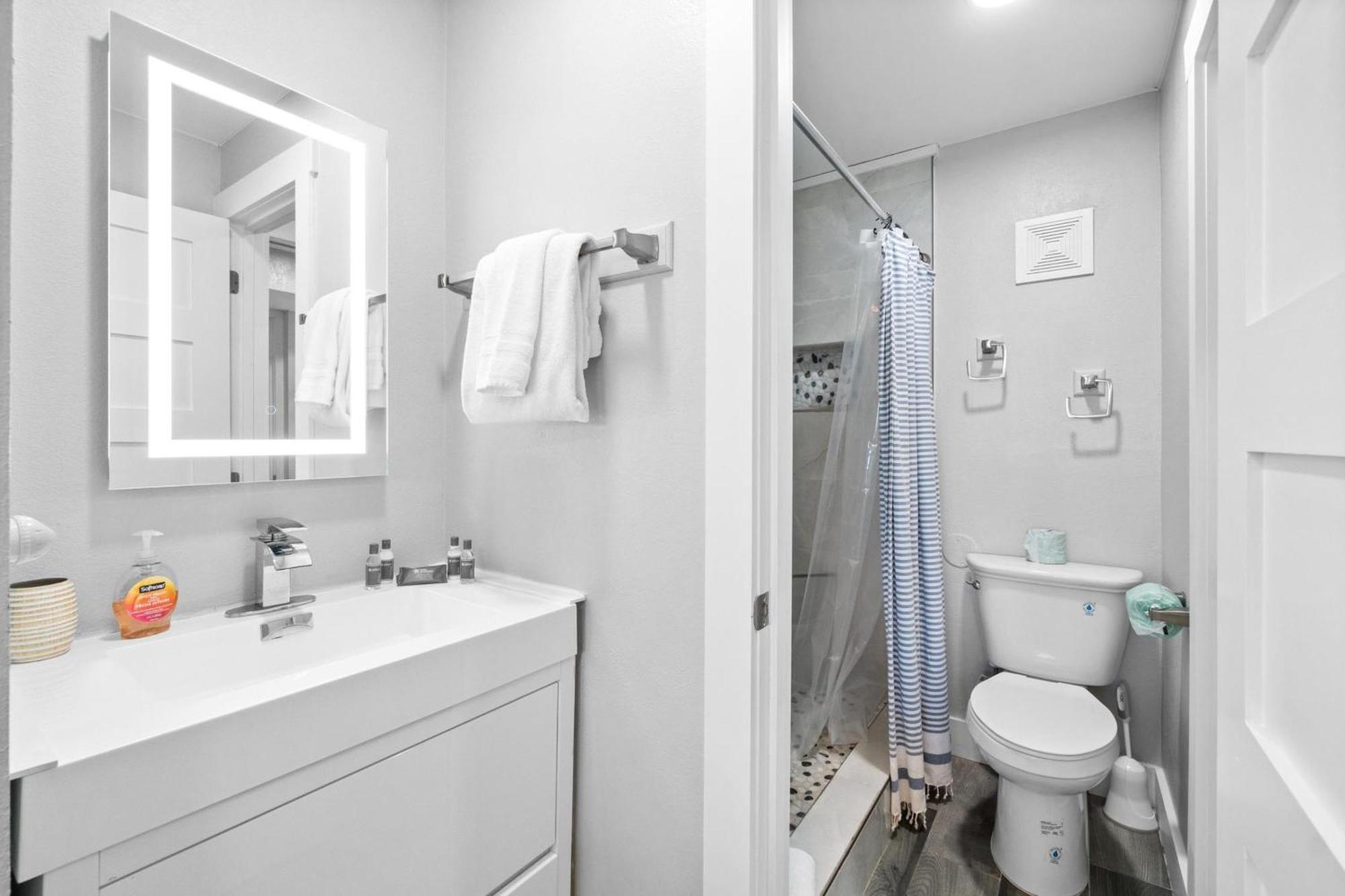 The Summit By Panhandle Getaways Panama City Beach Room photo